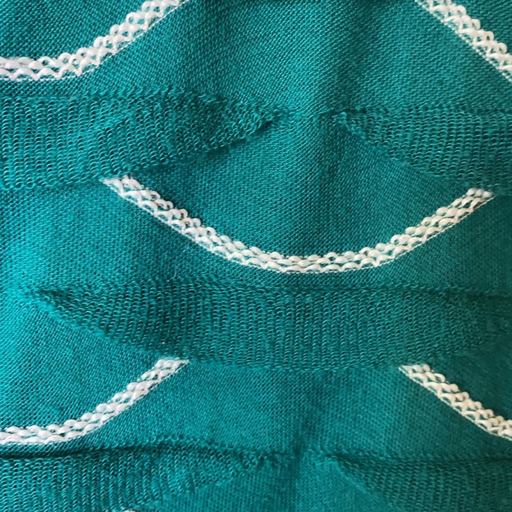 Studio M Beautiful textures green fitted dress Med - Picture 3 of 7